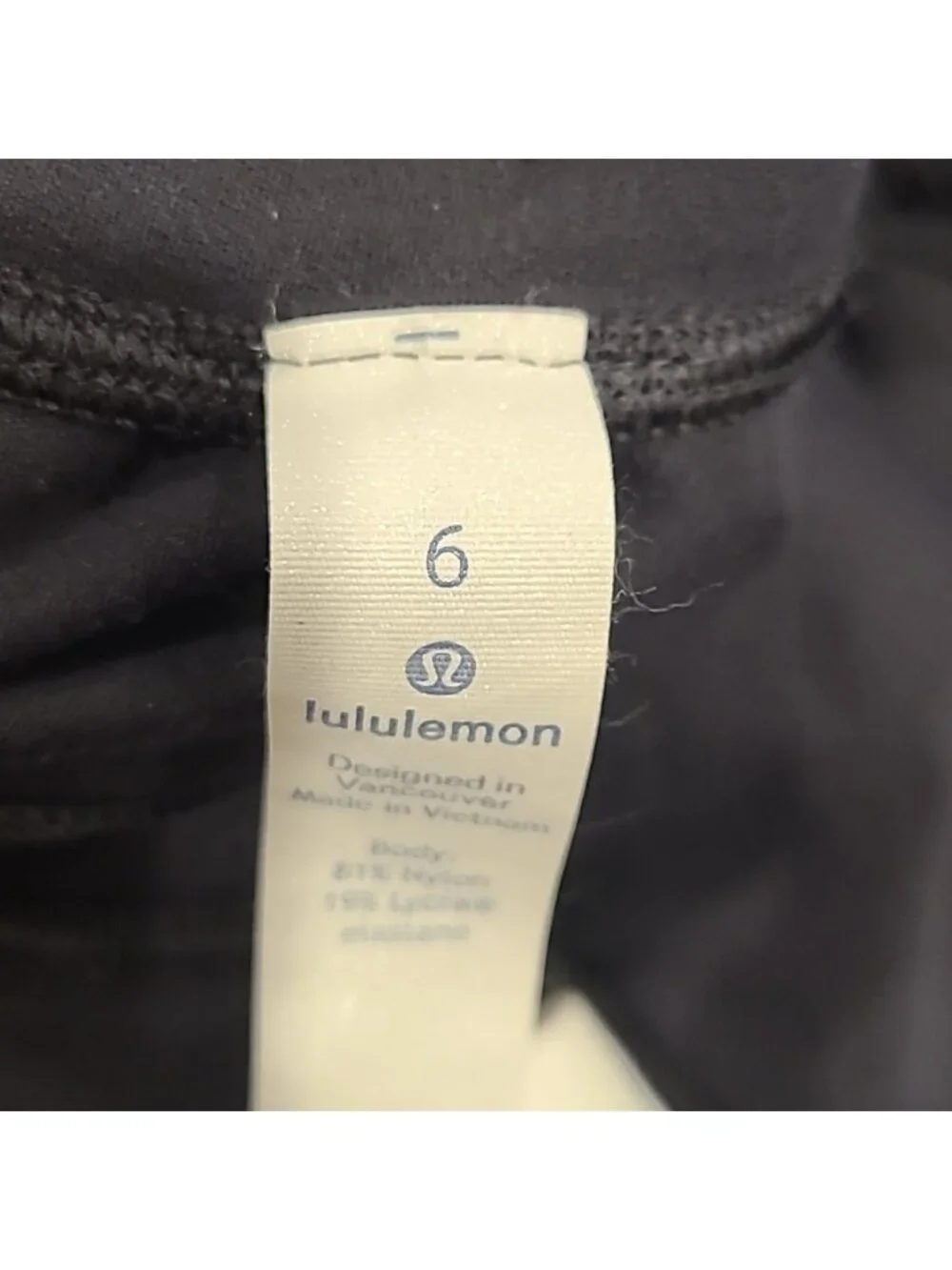 Lululemon Rejuvenate Crop *18